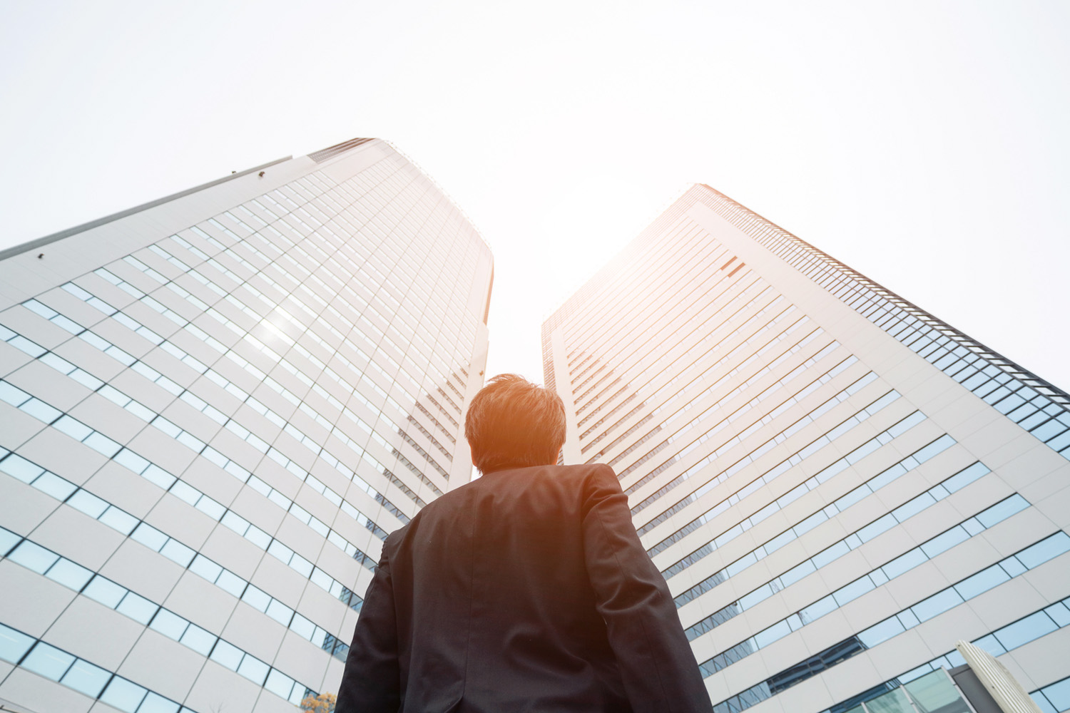 営業組織におけるノンコア業務の効率化方法 — スタートアップCEOの実践録