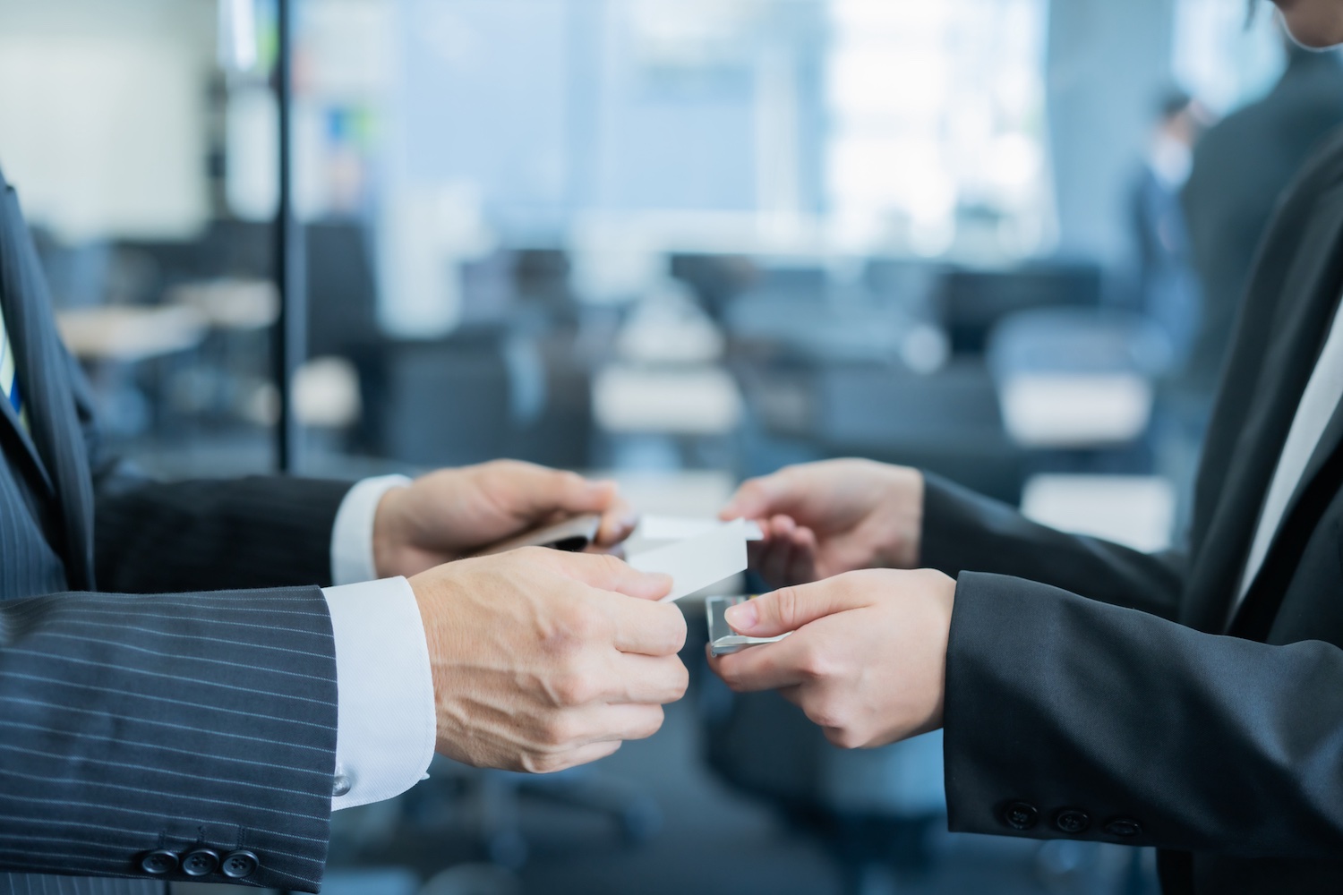 医療業界の展示会を単なる名刺交換で終わらせない方法