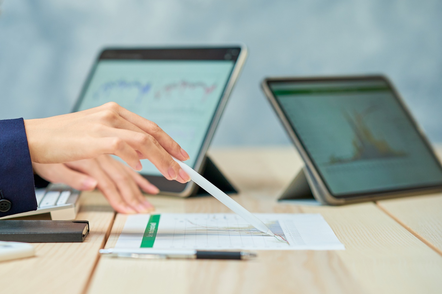 「営業代行」と「伴走支援」の決定的な違いと自社に合った選び方【体験談付き完全版】