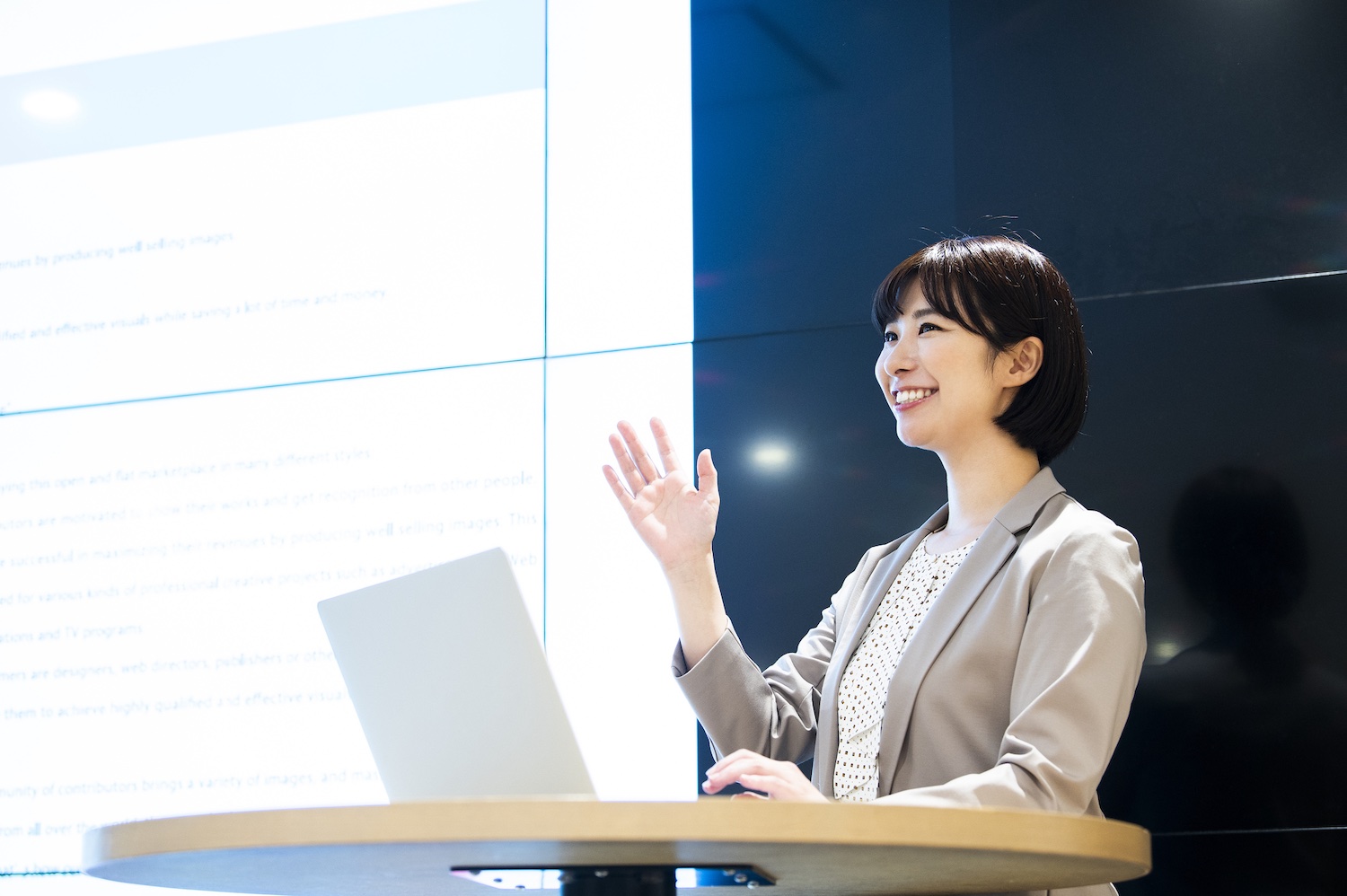 競合他社とのコンペで勝ち抜くための差別化戦略【実録付き完全版】