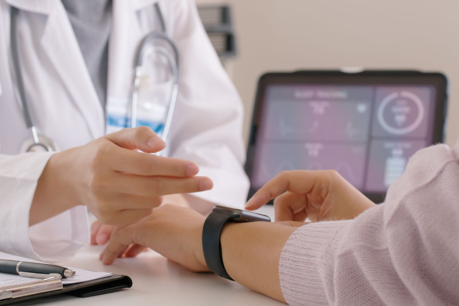 【完全版・詳細解説】医療分野におけるウェアラブルデバイスの活用法